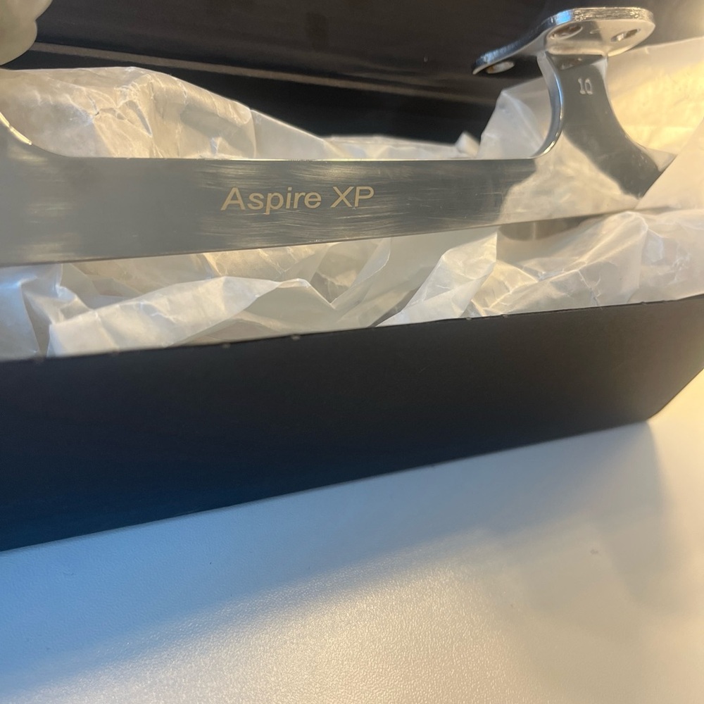 Aspire xp blades (10 inch)

Message me for any questions!